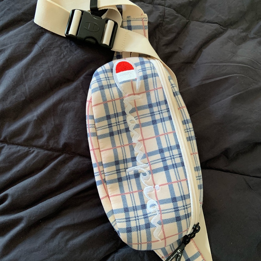 Champion waist/crossbody